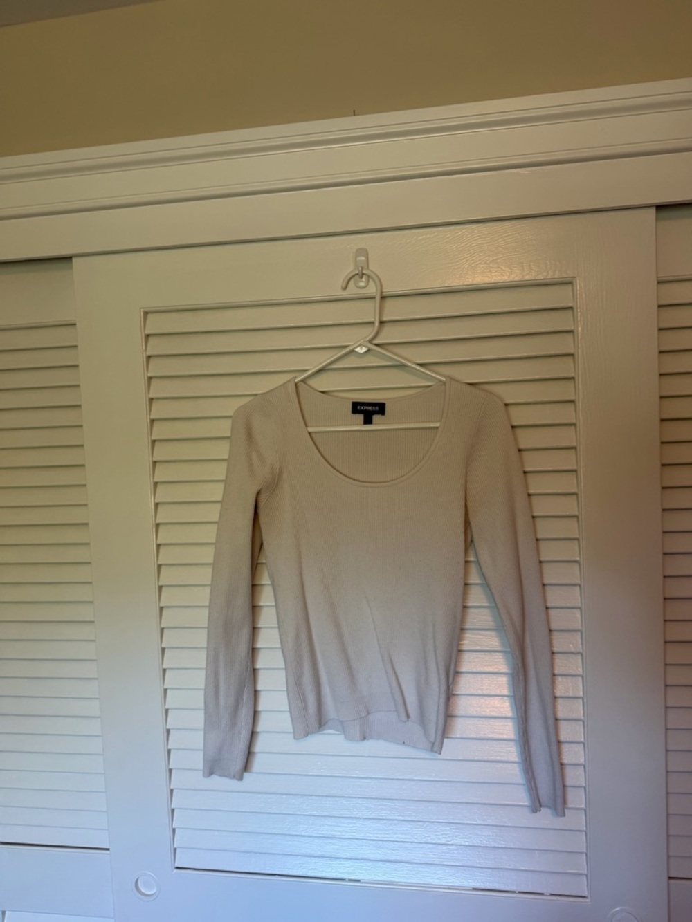 Express Ribbed Scoop Neck Long Sleeve Top - Off-White